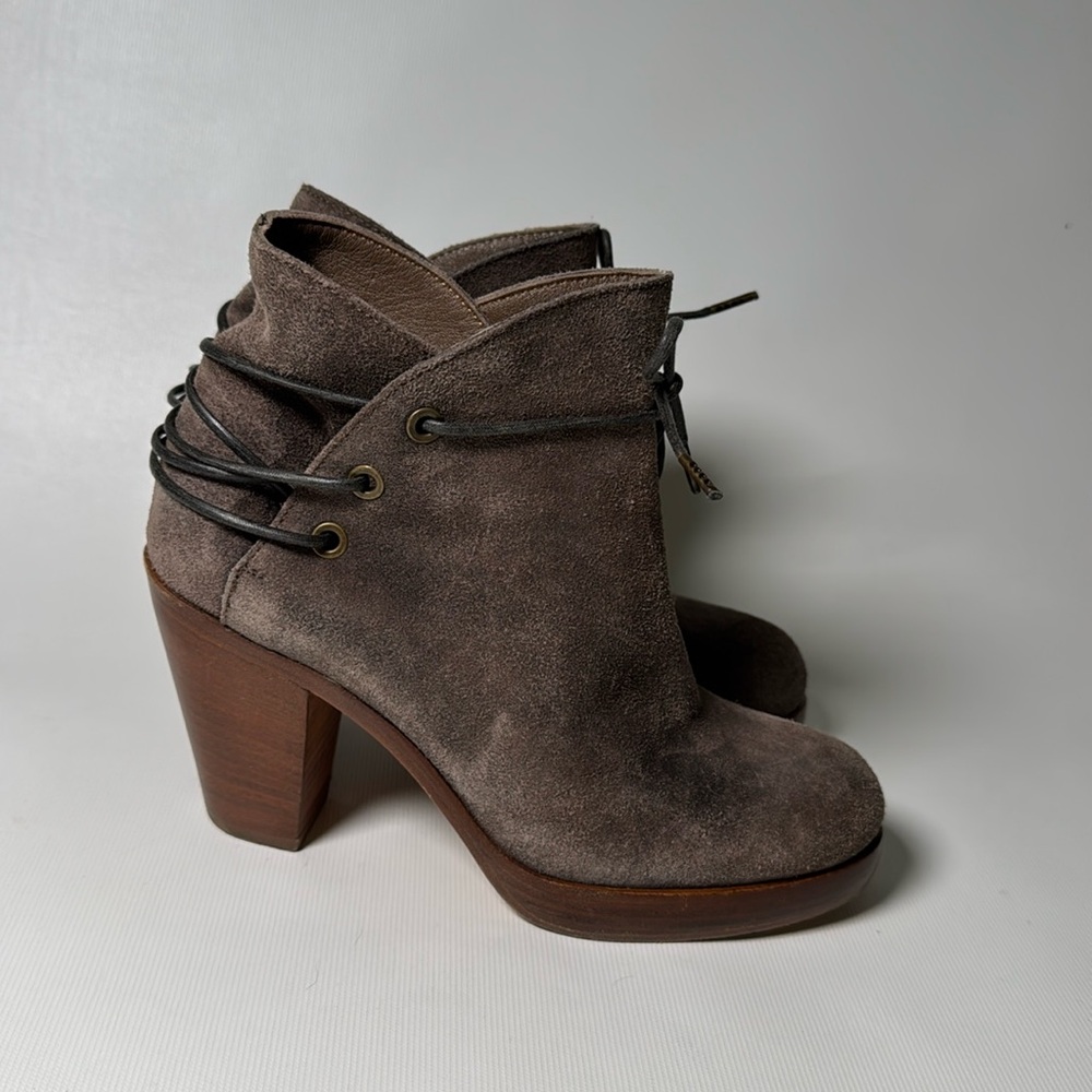Fiorentini + Baker Heeled Platform Ankle Boot - sz 36